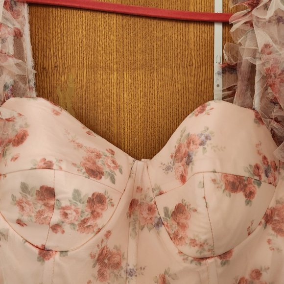 Ava Gowns Garden Party Pink - Picture 3 of 7